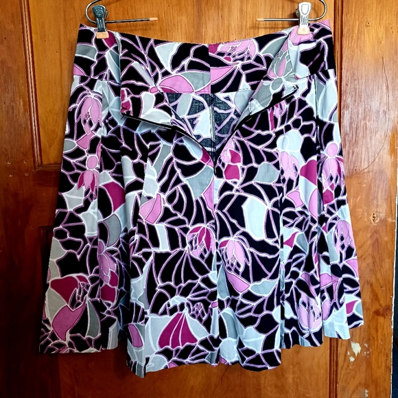 Fashion Bug Floral Skirt - Picture 3 of 5